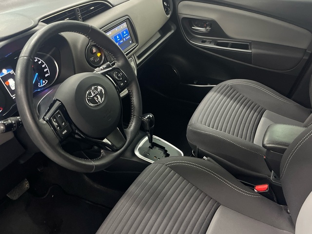 Toyota Yaris 100H Feel 74 kW (100 CV)