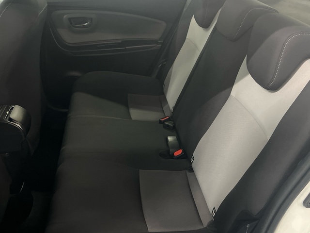 Toyota Yaris 100H Feel 74 kW (100 CV)
