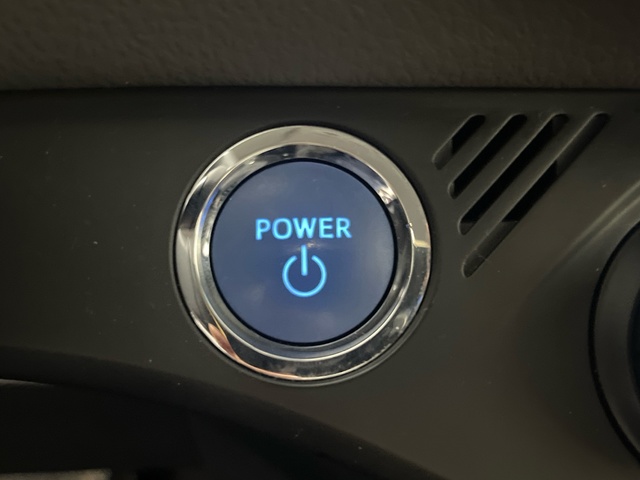Toyota Yaris 100H Feel 74 kW (100 CV)