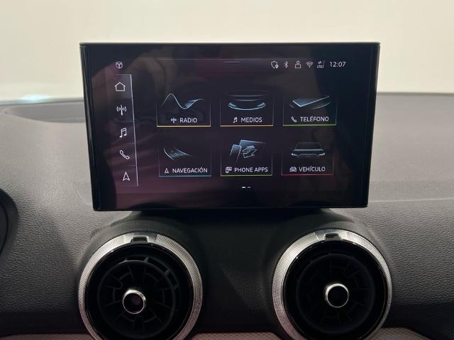 Audi Q2 Adrenalin Black Edition 35 TFSI 110 kW (150 CV) S tronic