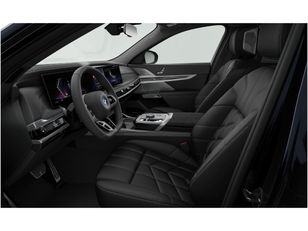Fotos de BMW i7 xDrive60 color Negro. Año 2024. 400KW(544CV). Eléctrico. En concesionario Móvil Begar Alicante de Alicante