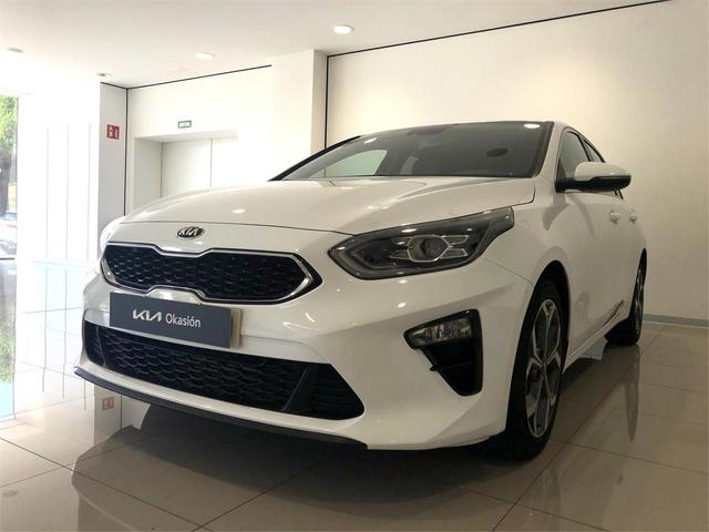 Foto 1 Kia Ceed 1.5 MHEV Tech DCT 118 kW (160 CV)