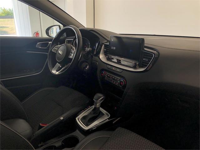 Foto 3 Kia Ceed 1.5 MHEV Tech DCT 118 kW (160 CV)