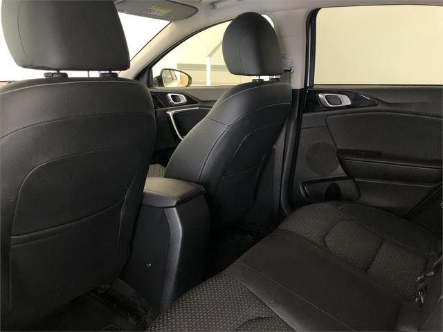 Foto 4 Kia Ceed 1.5 MHEV Tech DCT 118 kW (160 CV)