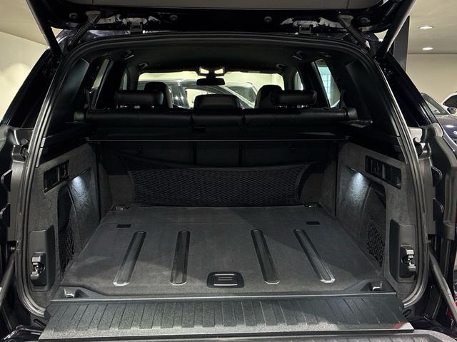 BMW X5 xDrive30d color Negro. Año 2021. 210KW(286CV). Diésel. En concesionario BMW Marcos Automoción de Valencia