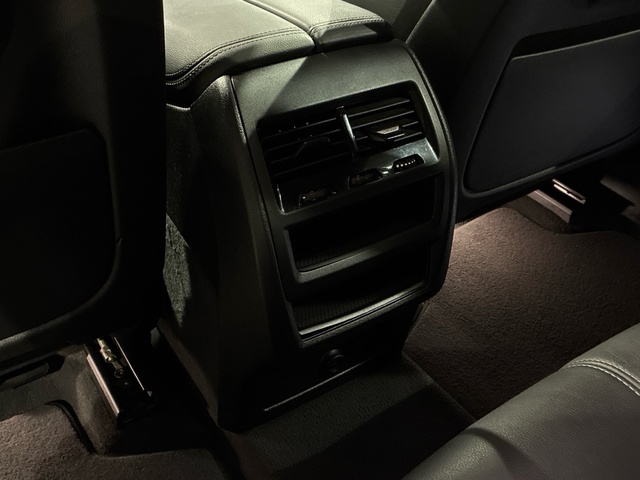 BMW X5 xDrive30d color Negro. Año 2021. 210KW(286CV). Diésel. En concesionario BMW Marcos Automoción de Valencia