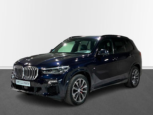 Fotos de BMW X5 xDrive30d color Negro. Año 2021. 210KW(286CV). Diésel. En concesionario BMW Marcos Automoción de Valencia