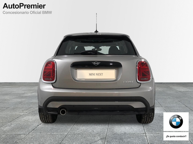 fotoG 4 del MINI MINI 5 Puertas Cooper 100 kW (136 CV) 136cv Gasolina del 2024 en Madrid