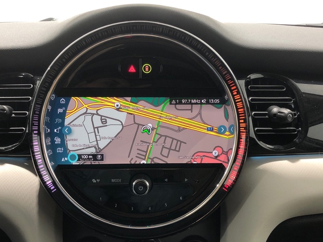 fotoG 10 del MINI MINI 5 Puertas Cooper 100 kW (136 CV) 136cv Gasolina del 2024 en Madrid