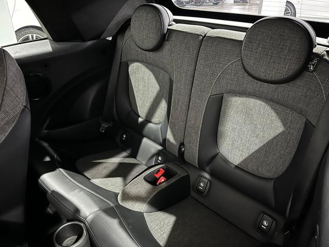 fotoG 8 del MINI MINI Cabrio Cooper S 131 kW (178 CV) 178cv Gasolina del 2022 en Lleida