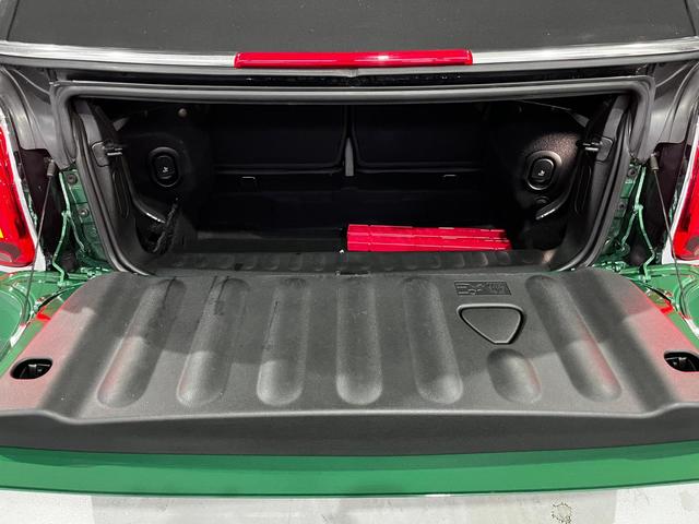 fotoG 10 del MINI MINI Cabrio Cooper S 131 kW (178 CV) 178cv Gasolina del 2022 en Lleida