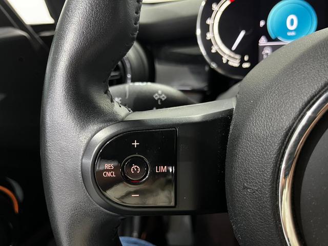 fotoG 12 del MINI MINI Cabrio Cooper S 131 kW (178 CV) 178cv Gasolina del 2022 en Lleida