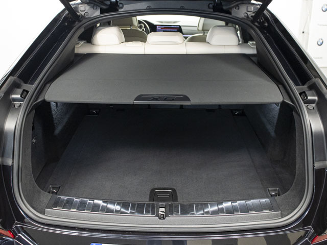 BMW X6 xDrive30d color Negro. Año 2019. 195KW(265CV). Diésel. En concesionario BMW Fuenteolid Valladolid de Valladolid