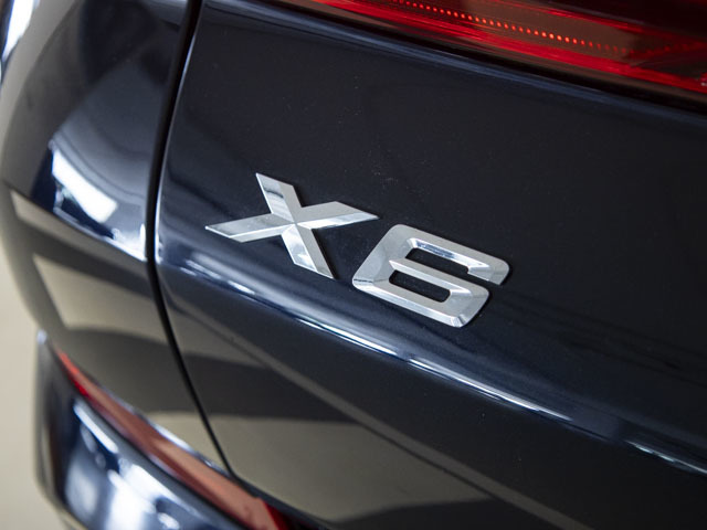 BMW X6 xDrive30d color Negro. Año 2019. 195KW(265CV). Diésel. En concesionario BMW Fuenteolid Valladolid de Valladolid