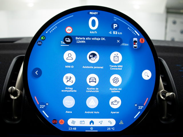 fotoG 15 del MINI MINI Countryman SE ALL4 230 kW (313 CV) 313cv Eléctrico del 2025 en Valladolid