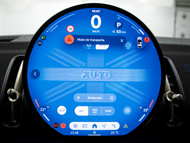 fotoG 16 del MINI MINI Countryman SE ALL4 230 kW (313 CV) 313cv Eléctrico del 2025 en Valladolid