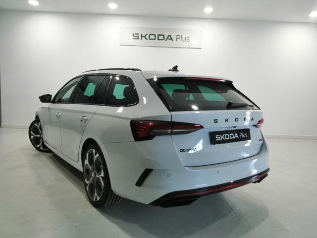 Skoda Octavia Combi 2.0 TSI RS DSG 195 kW (265 CV)