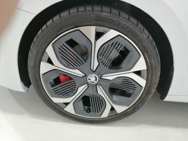 Skoda Octavia Combi 2.0 TSI RS DSG 195 kW (265 CV)