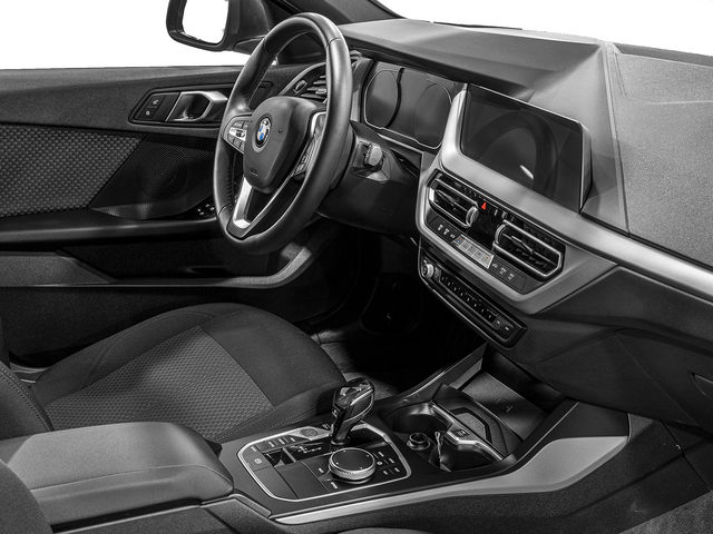 BMW Serie 1 118d color Blanco. Año 2020. 110KW(150CV). Diésel. En concesionario Caetano Cuzco, Alcalá de Madrid