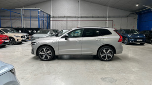 Volvo XC60 T6 Recharge Ultimate Dark AWD Auto 257 kW (350 CV) - 20 Volvo XC60 T6 Ocasión 257 KW (350CV) - 20