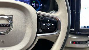Volvo XC60 T6 Recharge Ultimate Dark AWD Auto 257 kW (350 CV) - 47 Volvo XC60 T6 Ocasión 257 KW (350CV) - 47