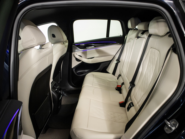 BMW X4 M40i color Negro. Año 2020. 260KW(354CV). Gasolina. En concesionario BMW Fuenteolid Valladolid de Valladolid