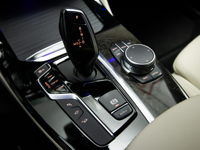 BMW X4 M40i color Negro. Año 2020. 260KW(354CV). Gasolina. En concesionario BMW Fuenteolid Valladolid de Valladolid