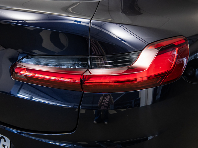 BMW X4 M40i color Negro. Año 2020. 260KW(354CV). Gasolina. En concesionario BMW Fuenteolid Valladolid de Valladolid