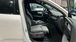 Volvo XC40 B3 G Plus Dark Auto 120 kW (163 CV) - 7 Volvo XC40 B3 G Ocasión 120 KW (163CV) - 7