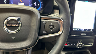 Volvo XC40 B3 G Plus Dark Auto 120 kW (163 CV) - 46 Volvo XC40 B3 G Ocasión 120 KW (163CV) - 46