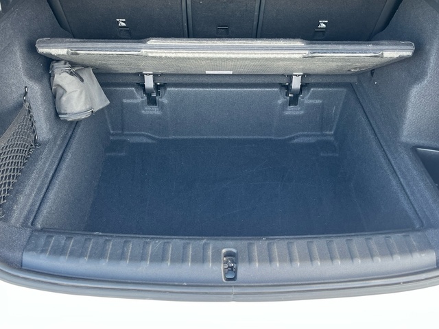 BMW X1 sDrive18d color Blanco. Año 2023. 110KW(150CV). Diésel. En concesionario Grünblau Motor (Bmw y Mini) de Cantabria