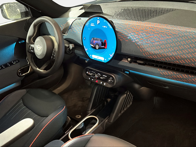 fotoG 7 del MINI MINI Aceman SE 160 kW (218 CV) 218cv Eléctrico del 2025 en Sevilla