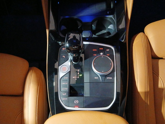 BMW X4 xDrive20d color Negro. Año 2024. 140KW(190CV). Diésel. En concesionario FINESTRAT Automoviles Fersan, S.A. de Alicante