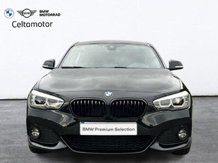 Fotos de BMW Serie 1 120i color Negro. Año 2019. 135KW(184CV). Gasolina. En concesionario Celtamotor Caldas Reis de Pontevedra