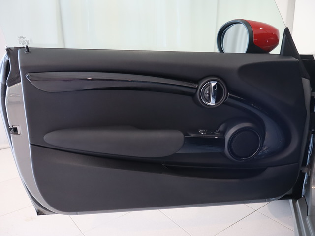 fotoG 10 del MINI MINI 3 Puertas John Cooper Works 170 kW (231 CV) 231cv Gasolina del 2021 en Barcelona