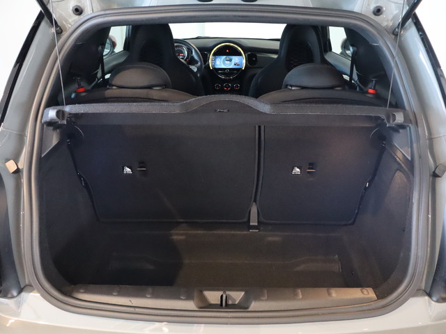 fotoG 12 del MINI MINI 3 Puertas John Cooper Works 170 kW (231 CV) 231cv Gasolina del 2021 en Barcelona