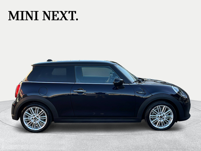 fotoG 10 del MINI MINI 3 Puertas Cooper 100 kW (136 CV) 136cv Gasolina del 2022 en Granada