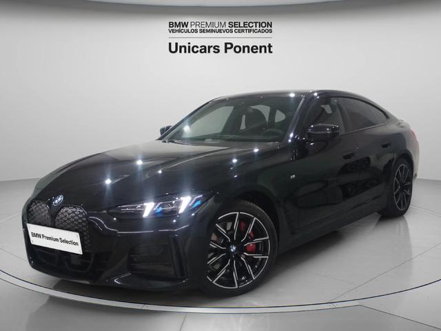 BMW i4 eDrive40 color Negro. Año 2025. 250KW(340CV). Eléctrico. En concesionario Unicars Ponent de Lleida