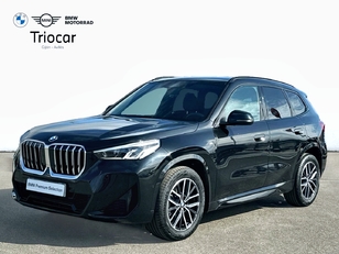 Fotos de BMW X1 sDrive18d color Negro. Año 2025. 110KW(150CV). Diésel. En concesionario Triocar Avilés (Bmw y Mini) de Asturias