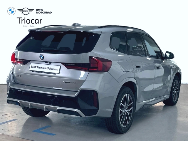 BMW X1 sDrive18d color Gris Plata. Año 2025. 110KW(150CV). Diésel. En concesionario Triocar Gijón (Bmw y Mini) de Asturias