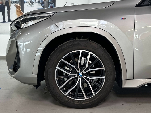 BMW X1 sDrive18d color Gris Plata. Año 2025. 110KW(150CV). Diésel. En concesionario Triocar Gijón (Bmw y Mini) de Asturias