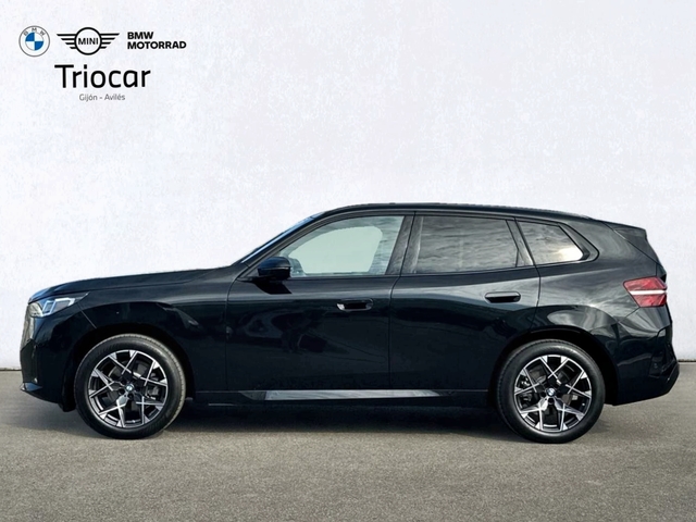 BMW X3 xDrive20d color Negro. Año 2025. 145KW(197CV). Diésel. En concesionario Triocar Avilés (Bmw y Mini) de Asturias