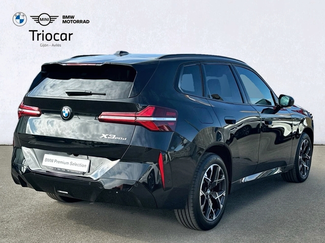 BMW X3 xDrive20d color Negro. Año 2025. 145KW(197CV). Diésel. En concesionario Triocar Avilés (Bmw y Mini) de Asturias