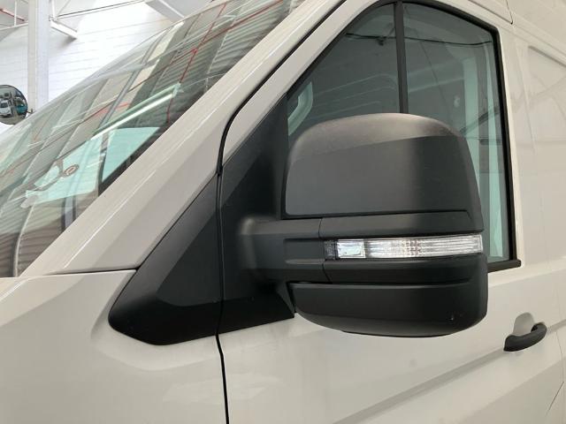 Volkswagen Crafter Furgon Batalla Media TN 2.0 TDI 103 kW (140 CV) 3.500