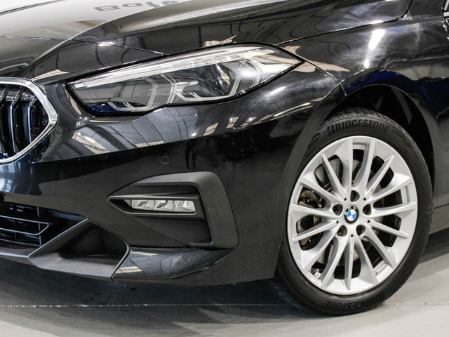 BMW Serie 2 220d Gran Coupe color Negro. Año 2019. 140KW(190CV). Diésel. En concesionario Barcelona Premium -- GRAN VIA de Barcelona