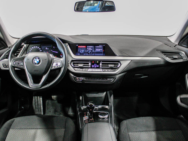 BMW Serie 2 220d Gran Coupe color Negro. Año 2019. 140KW(190CV). Diésel. En concesionario Barcelona Premium -- GRAN VIA de Barcelona