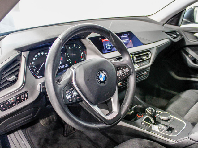 BMW Serie 2 220d Gran Coupe color Negro. Año 2019. 140KW(190CV). Diésel. En concesionario Barcelona Premium -- GRAN VIA de Barcelona