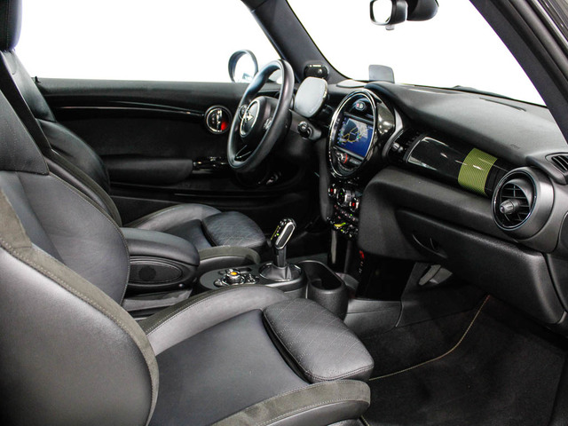 fotoG 16 del MINI MINI 3 Puertas Cooper SE 135 kW (184 CV) 184cv Eléctrico del 2020 en Barcelona