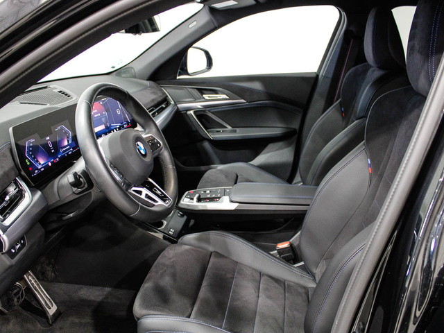 BMW X2 sDrive18d color Negro. Año 2024. 110KW(150CV). Diésel. En concesionario Barcelona Premium -- GRAN VIA de Barcelona