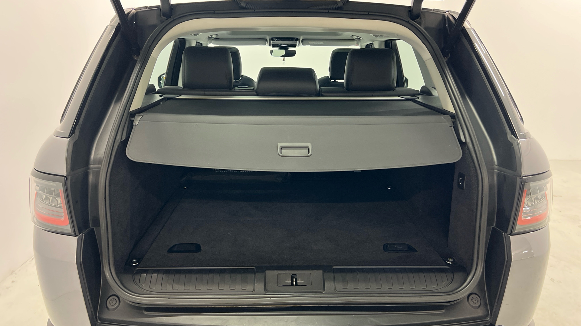 Land Rover Range Rover Sport 3.0D I6 en Barcelona